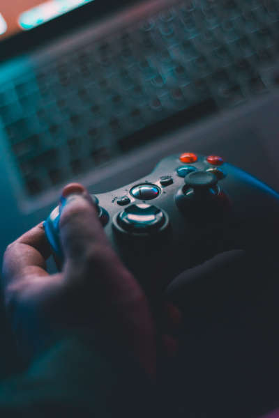Intellectual Property Law | Is the reproduction of a design necessarily counterfeiting?
